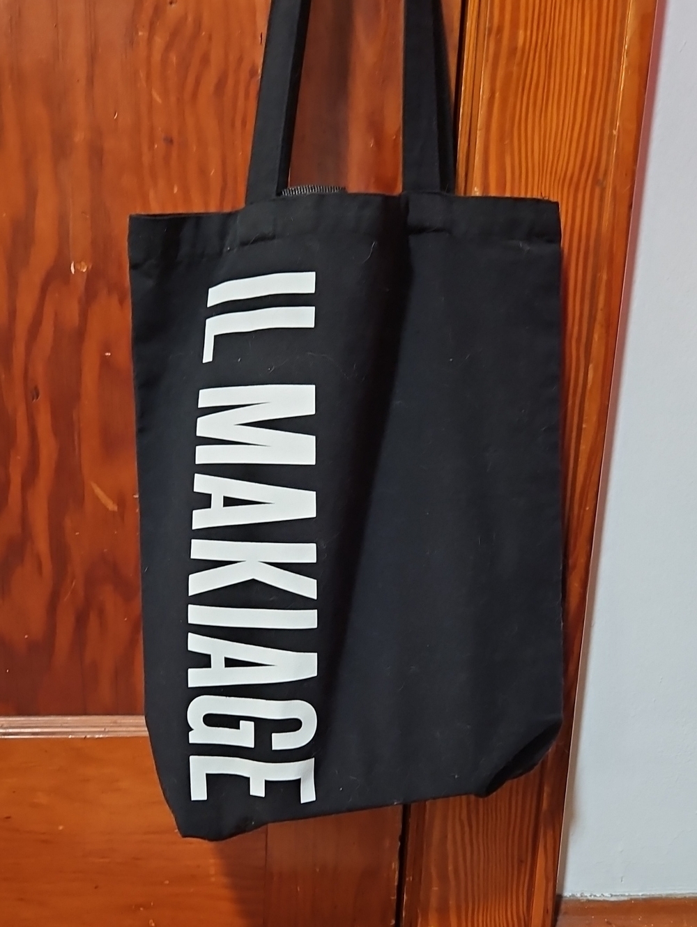 IL MAKIAGE Makeup Bag